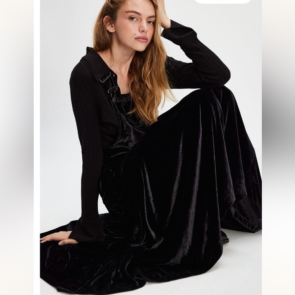 Velvet Overall/dress - Picture 3 of 10